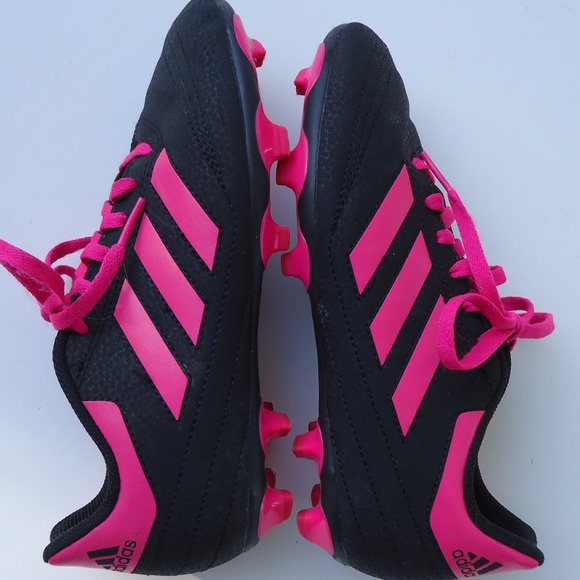 SIZE 3.Adidas Kids boys Soccer cleats. - Picture 4 of 8